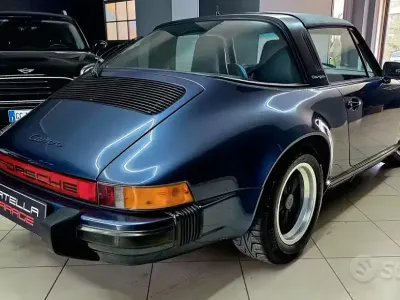 Usata Porsche 911 231 CV (169 kW) 1986 Bluazzurro Cabrio