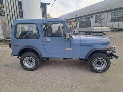 Usata Jeep CJ 56 CV (41 kW) 1981 Blu/azzurro Cabrio