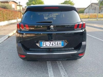 Gebraucht Peugeot 5008 120 PS (88 kW) 2017 Schwarz Kombi