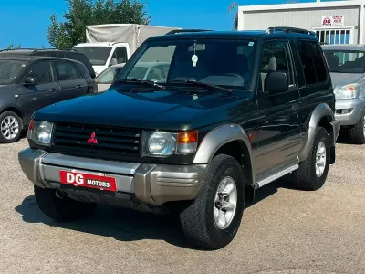 Usata Mitsubishi Pajero Select 99 CV (72 kW) 1996 Verde SUV