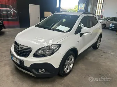 Usata Opel Mokka Cosmo 116 CV (85 kW) 2016 Bianco SUV