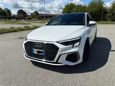 Usata Audi A3 S-Line 116 CV (85 kW) 2023 Berlina