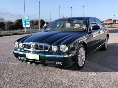 usata Jaguar XJ 4.2 V8 cat Executive usato