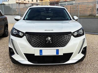 Usata Peugeot 2008 Allure 131 CV (96 kW) 2020 Bianco SUV