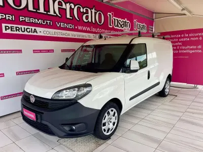 Usata Fiat Doblò 120 CV (88 kW) 2018 Bianco Monovolume