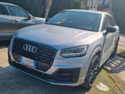 Usata Audi Q2 S-Line 150 CV (110 kW) 2020 Grigio SUV