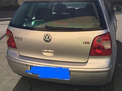 Usata VW Polo 64 CV (47 kW) 2004 Grigio Utilitaria