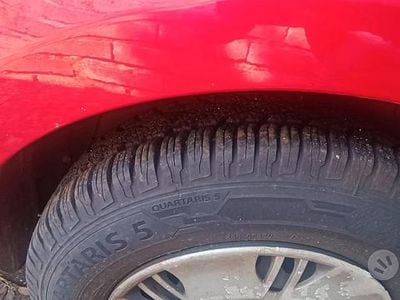 Begagnad Fiat Panda 60 HK (44 kW) 2009 Röd Halvkombi
