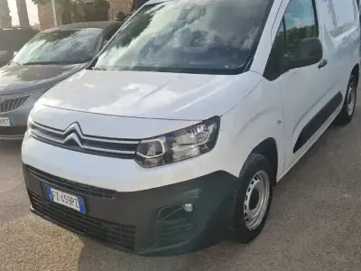 Usata Citroën Berlingo Business Class 99 CV (72 kW) 2019 Bianco Monovolume