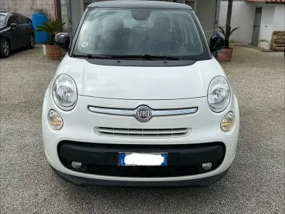 Begagnad Fiat 500L Lounge 84 HK (61 kW) 2017 Vit Minibuss