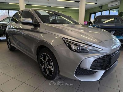 Nuova MG MG3 Luxury 102 CV (75 kW) 2026 Grigio Utilitaria