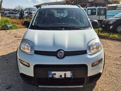 Usata Fiat Panda 4x4 S 86 CV (63 kW) 2019 Bianco Utilitaria