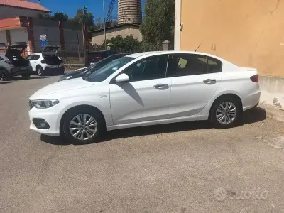 Usata Fiat Tipo Opening Edition 95 CV (69 kW) 2016 Bianco Berlina