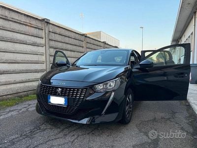 Usata Peugeot 208 75 CV (55 kW) 2023 Nero Utilitaria