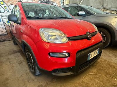 Usata Fiat Panda City Life 70 CV (51 kW) 2022 Rosso Utilitaria