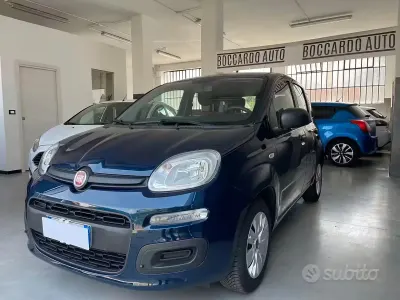 Usata Fiat Panda Easy 69 CV (50 kW) 2016 Blu Utilitaria