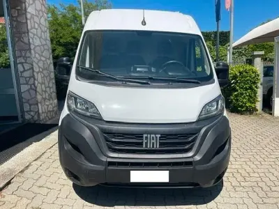 Usata Fiat Ducato 140 CV (102 kW) 2023 Bianco Furgone