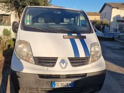 Usata Renault Trafic 114 CV (83 kW) 2010 Monovolume