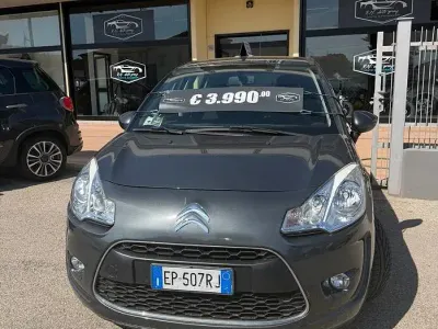 Usata Citroën C3 73 CV (53 kW) 2013 Bluazzurro Berlina