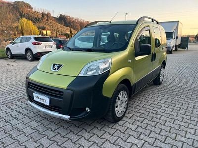 Usata Peugeot Bipper Outdoor 75 CV (55 kW) 2013 Verde Monovolume
