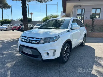 Usata Suzuki Vitara 120 CV (88 kW) 2015 Bianco SUV