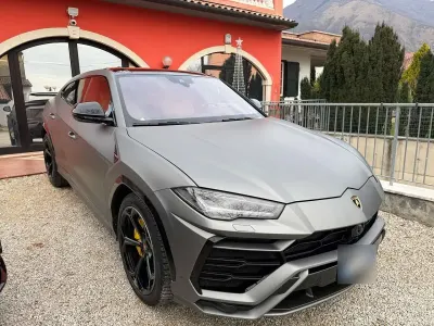 Usata Lamborghini Urus 650 CV (478 kW) 2019 Grigio SUV