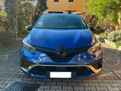 Usata Renault Clio V 145 CV (106 kW) 2023 Blu/azzurro Berlina