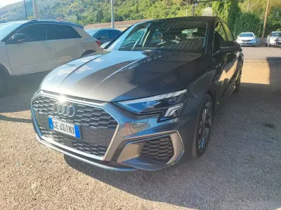 Usata Audi A3 130 CV (95 kW) 2021 Blu Berlina