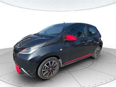 Usata Toyota Aygo X-play 69 CV (50 kW) 2018 Nero Utilitaria