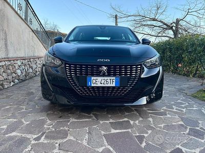 Usata Peugeot 208 Active 75 CV (55 kW) 2021 Nero Utilitaria