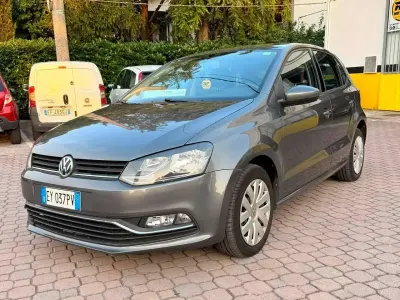 Usata VW Polo 75 CV (55 kW) 2015 Grigio Berlina