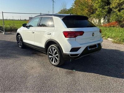 Usata VW T-Roc Style 116 CV (85 kW) 2018 Bianco SUV