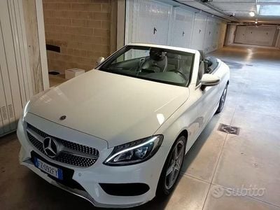 Begagnad Mercedes C180 AMG line 156 HK (114 kW) 2017 Vit Cab