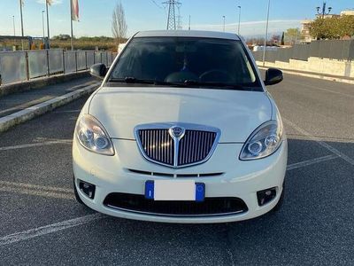 usata Lancia Ypsilon 2011 neopatentati