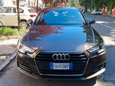 Usata Audi A4 Business 150 CV (110 kW) 2017 Marrone Berlina