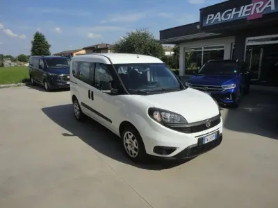 Usata Fiat Doblò Easy 120 CV (88 kW) 2019 Bianco Monovolume