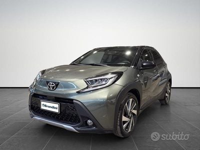 Verde olivine Usata 2022 Toyota Aygo X Lounge SUV | 14.853 € (Buon prezzo)