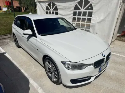 Usata BMW 320 Sport Line 184 CV (135 kW) 2013 Bianco Station wagon