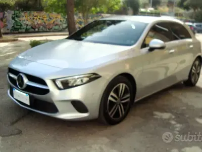 Usata Mercedes A220 190 CV (139 kW) 2019 Grigio Berlina