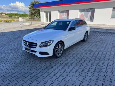 Usata Mercedes C200 Executive 136 CV (100 kW) 2015 Bianco Station wagon