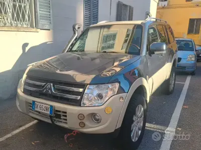 Usata Mitsubishi Pajero Instyle 200 CV (147 kW) 2007 Blu SUV