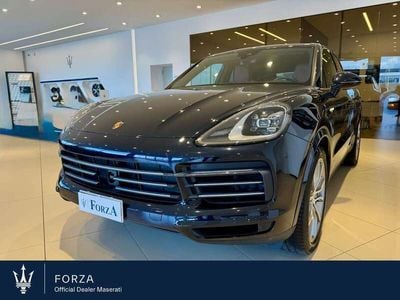 Usata Porsche Cayenne 340 CV (250 kW) 2018 Blu moonlight SUV