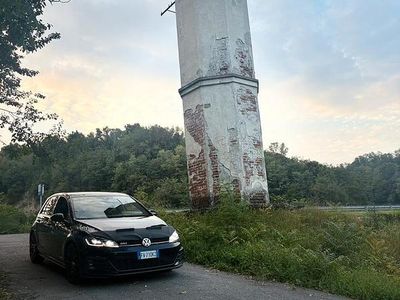Usado VW Golf VII GTI 230 CV (169 kW) 2017 Negro Berlina