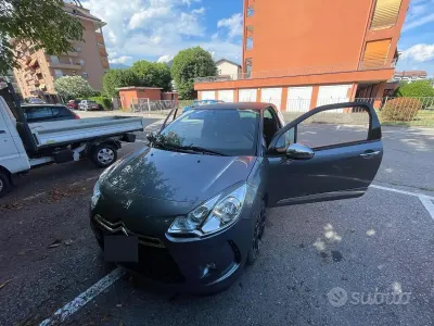 Usata Citroën DS3 So Chic 120 CV (88 kW) 2010 Grigio Utilitaria