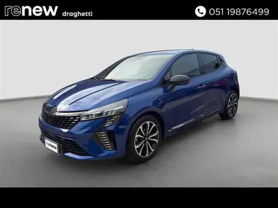 Usata Renault Clio Techno 2025 Blu scuro Utilitaria