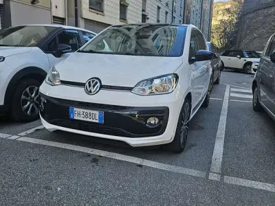Usata VW up! Highline 75 CV (55 kW) 2017 Utilitaria