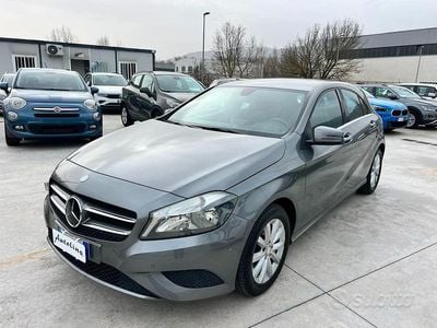 Usata Mercedes A180 Executive 110 CV (80 kW) 2014 Grigio Berlina