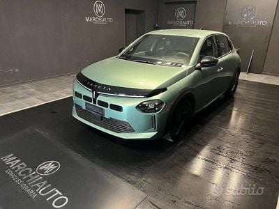 Usata Lancia Ypsilon 101 CV (74 kW) 2024 Verde Utilitaria
