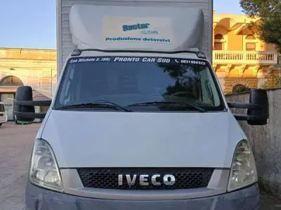 Usata Iveco Daily 177 CV (130 kW) 2011 Bianco Furgone