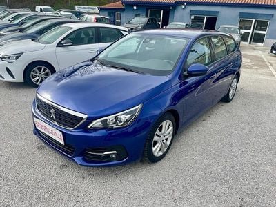 Usata Peugeot 308 102 CV (75 kW) 2019 Blu Station wagon